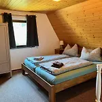 Urige Berghuette Mit Kamin Und Sauna Im Erzgebirge Nahe Schwarzwassertal * Pobershau